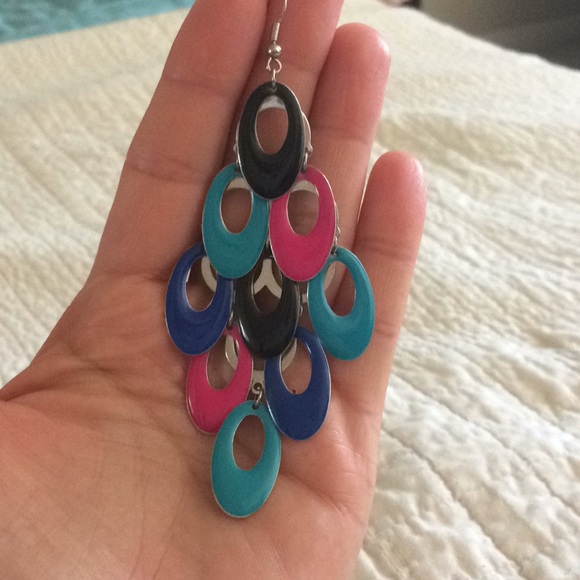 Long earrings - Picture 2 of 4